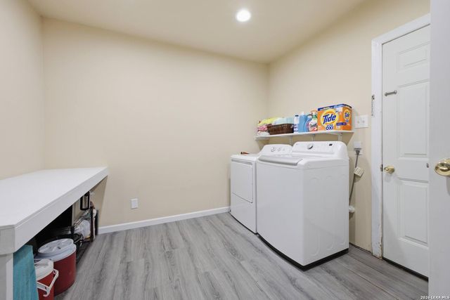 422 Arrow Point Ct, San Antonio, TX 78227