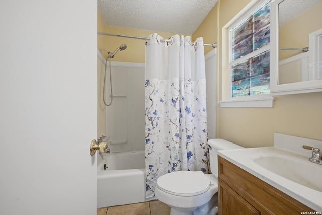 422 Arrow Point Ct, San Antonio, TX 78227
