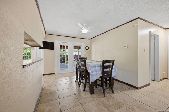 422 Arrow Point Ct, San Antonio, TX 78227