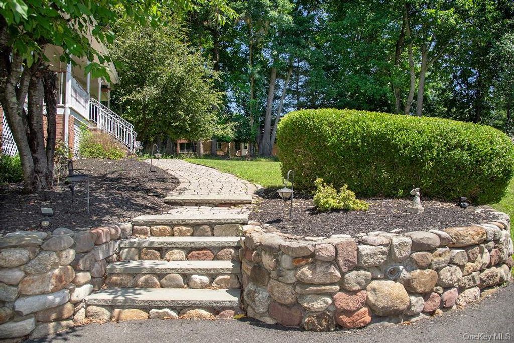 4 Hauser Terrace, Tappan, NY 10983 — photo 4