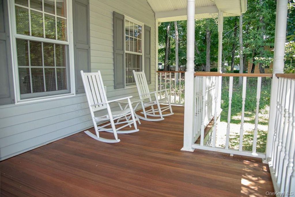 4 Hauser Terrace, Tappan, NY 10983 — photo 5