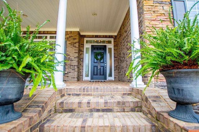 805 Birkdale Boulevard, Carrollton, GA 30116