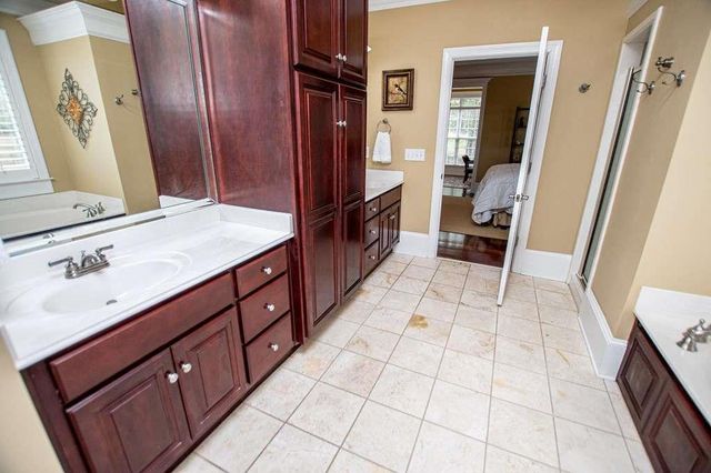 805 Birkdale Boulevard, Carrollton, GA 30116