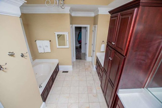 805 Birkdale Boulevard, Carrollton, GA 30116