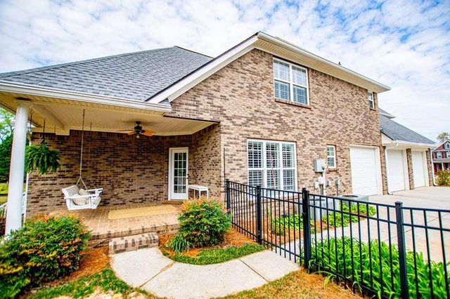 805 Birkdale Boulevard, Carrollton, GA 30116