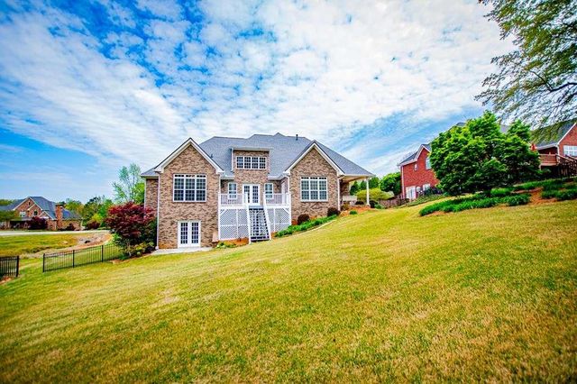 805 Birkdale Boulevard, Carrollton, GA 30116