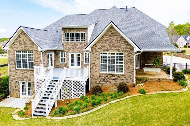 805 Birkdale Boulevard, Carrollton, GA 30116