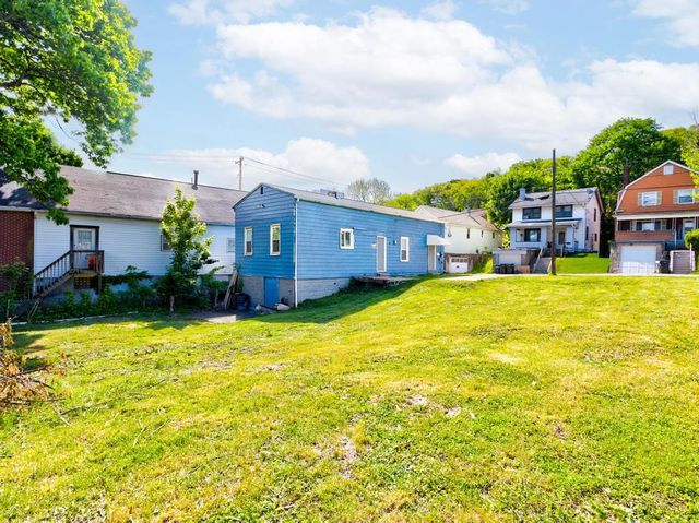 1202 Irwin St, Aliquippa, PA 15001
