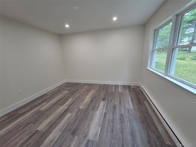 19 Manchester Road, Rock Hill, NY 12775