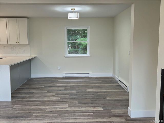 19 Manchester Road, Rock Hill, NY 12775