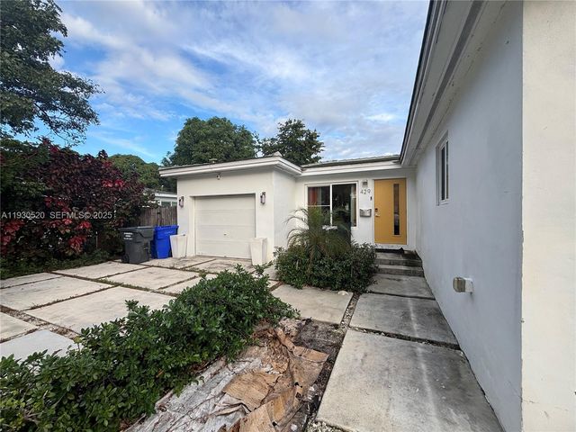 429 S 26th Ave, Hollywood, FL 33020