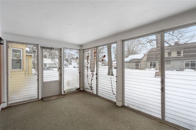 80 George Street, Warwick, RI 02888