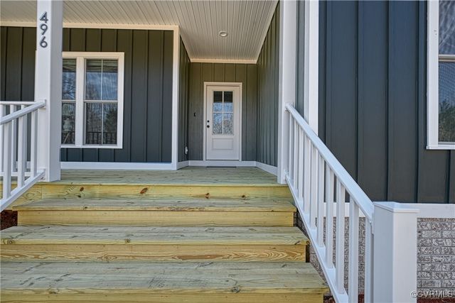 496 Halls Store Rd, Mineral, VA 23117