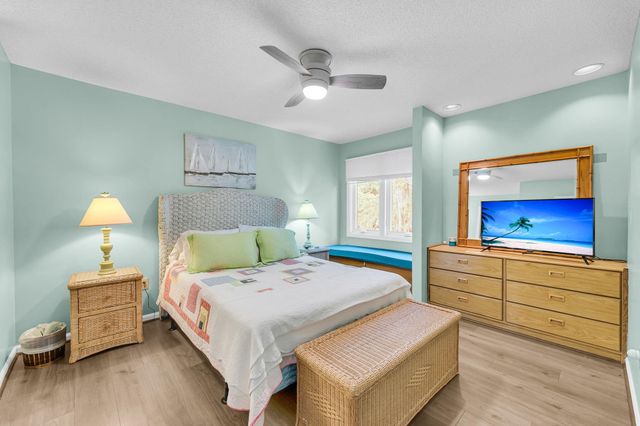 496 Sea Cloud Circle, Edisto Island, SC 29438