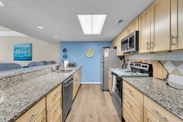 496 Sea Cloud Circle, Edisto Island, SC 29438