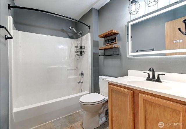 8025 Vista Drive, Arlington, WA 98223