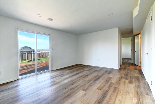 8025 Vista Drive, Arlington, WA 98223