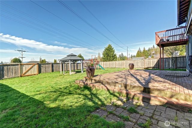 8025 Vista Drive, Arlington, WA 98223