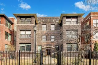 4441 N Beacon Street 2A, Chicago, IL 60640