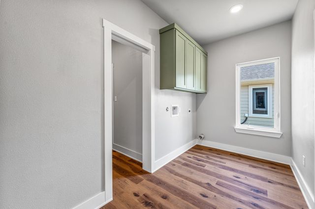 809 Branding Iron Trail, Granbury, TX 76049