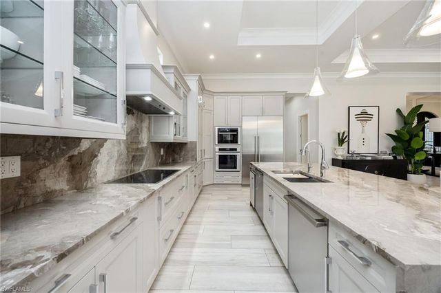 16952 Fairgrove WAY, Naples, FL 34110