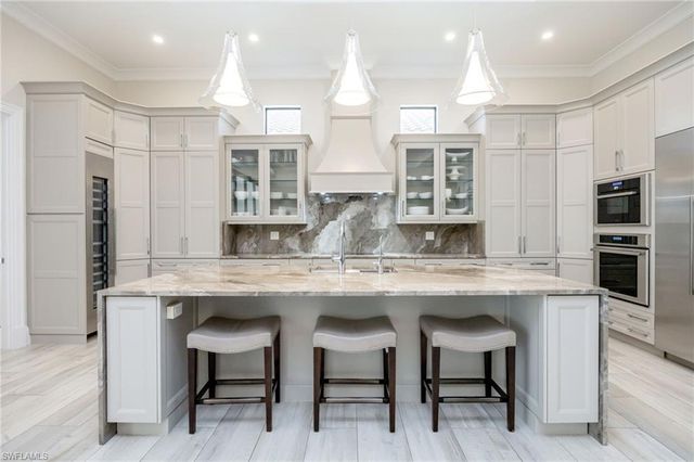 16952 Fairgrove WAY, Naples, FL 34110