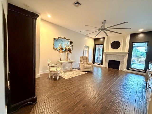 7204 Green Meadow Lane, Oklahoma City, OK 73132