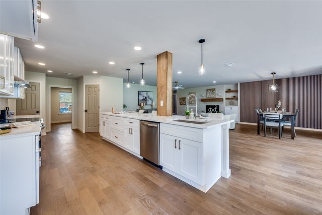 1509 Trafalgar Road, Fort Worth, TX 76116