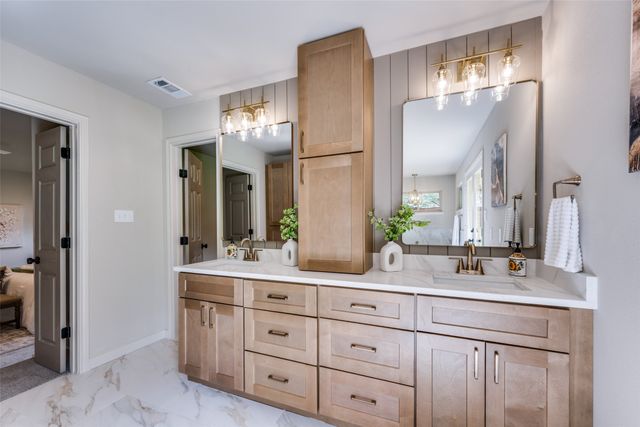 1509 Trafalgar Road, Fort Worth, TX 76116