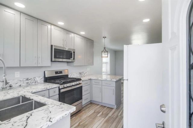 2016 E 10th Street, National City, CA 91950