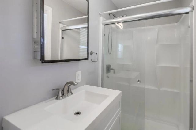 2016 E 10th Street, National City, CA 91950