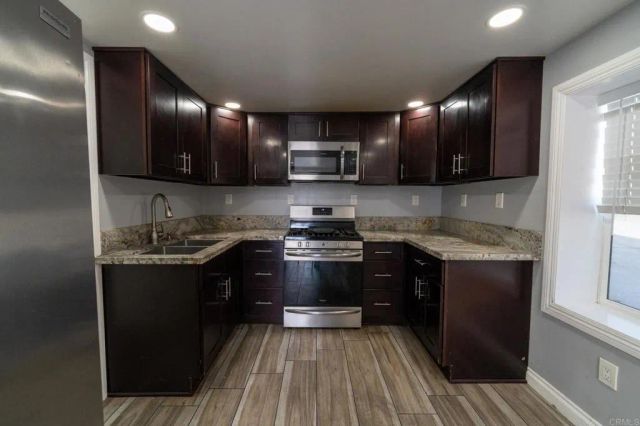 2016 E 10th Street, National City, CA 91950