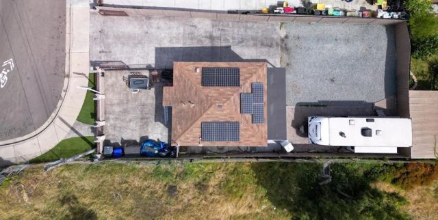 2016 E 10th Street, National City, CA 91950