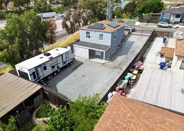 2016 E 10th Street, National City, CA 91950