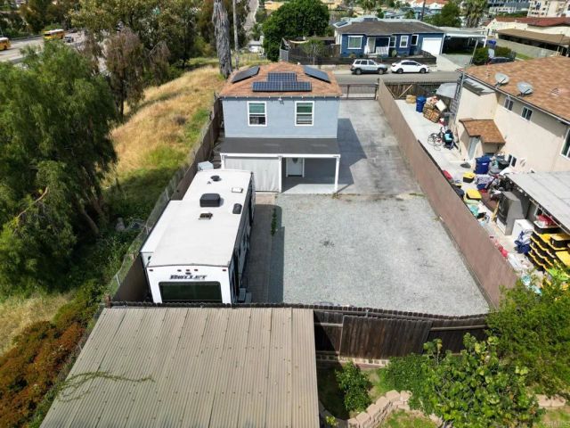 2016 E 10th Street, National City, CA 91950