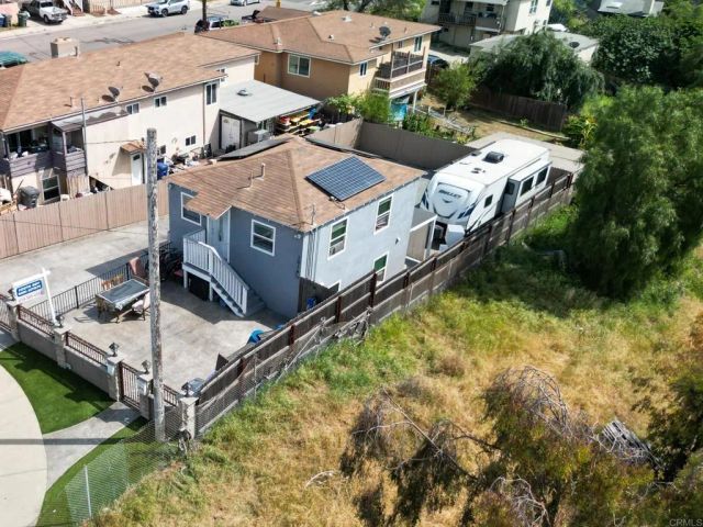 2016 E 10th Street, National City, CA 91950