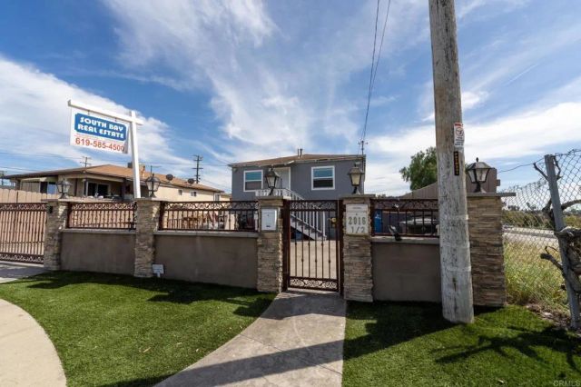 2016 E 10th Street, National City, CA 91950