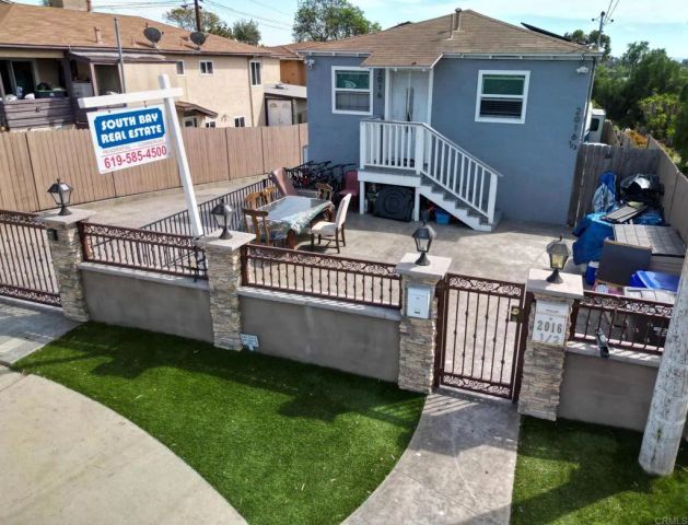 2016 E 10th Street, National City, CA 91950