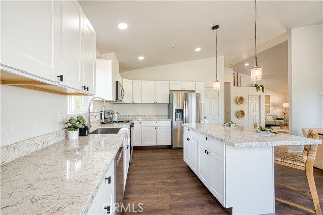 5277 W Bel Air Drive, Kelseyville, CA 95451