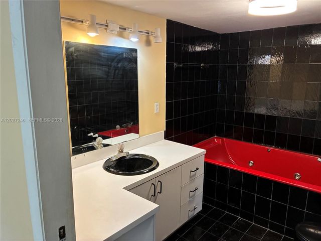 13509 NE 24th Pl, North Miami, FL 33181