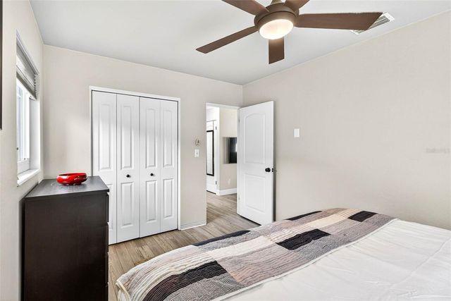 5519 COMMONWEALTH AVENUE N, St Petersburg, FL 33703