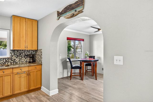 5519 COMMONWEALTH AVENUE N, St Petersburg, FL 33703