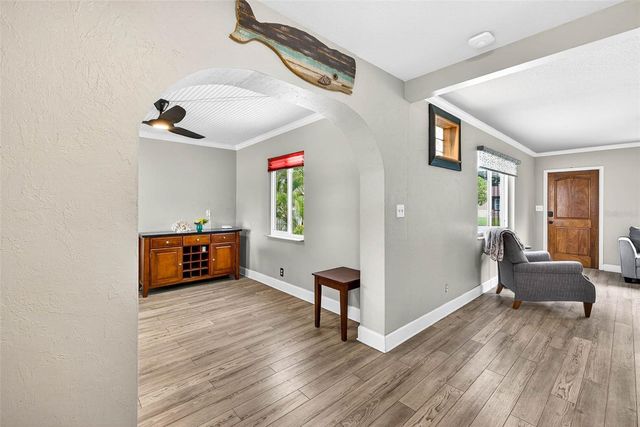 5519 COMMONWEALTH AVENUE N, St Petersburg, FL 33703