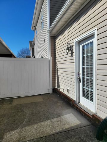316 Rowlette Cir, Murfreesboro, TN 37127