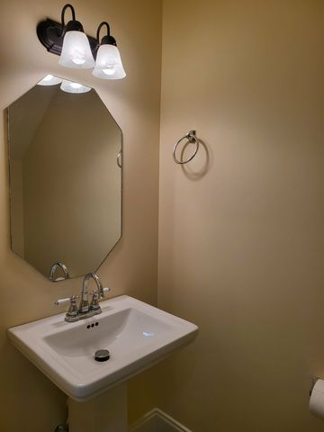 316 Rowlette Cir, Murfreesboro, TN 37127