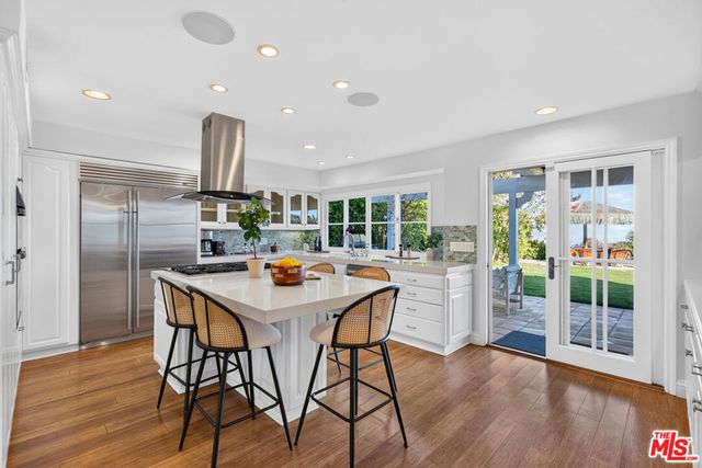 2663 Cordelia Road, Los Angeles, CA 90049
