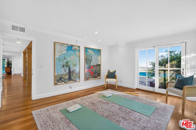 2663 Cordelia Road, Los Angeles, CA 90049