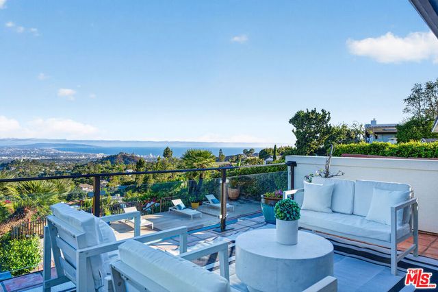 2663 Cordelia Road, Los Angeles, CA 90049