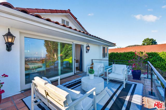 2663 Cordelia Road, Los Angeles, CA 90049