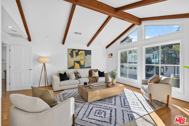 2663 Cordelia Road, Los Angeles, CA 90049
